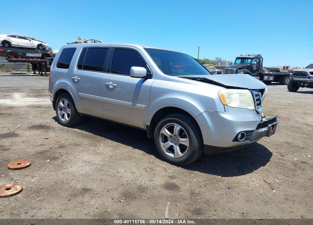 2014 HONDA PILOT EX VIN: 5FNYF3H41EB012418