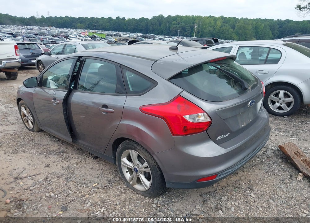 2014 FORD FOCUS SE VIN: 1FADP3K2XEL188129