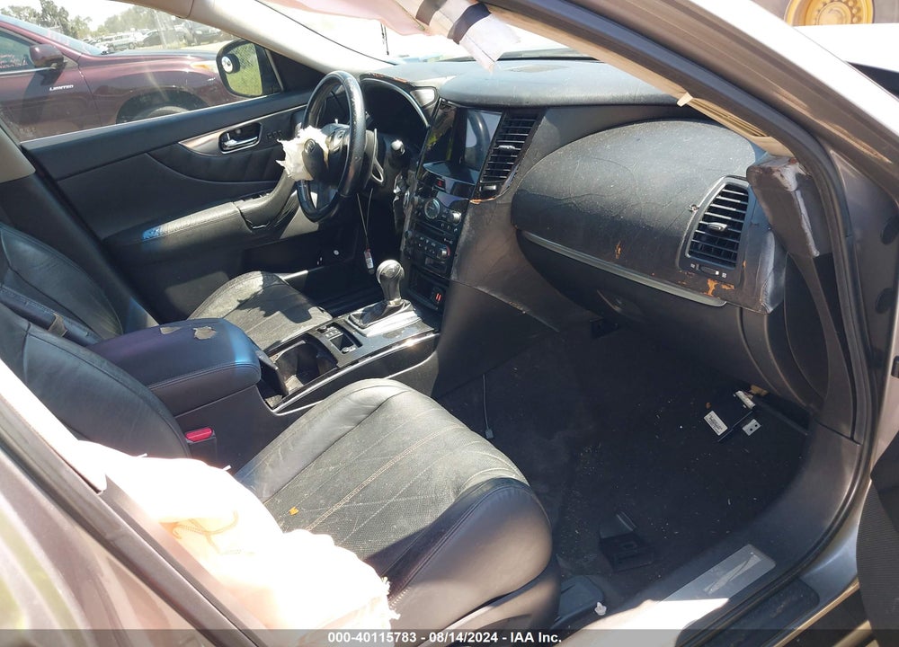 2009 INFINITI FX35 VIN: JNRAS18U49M101589