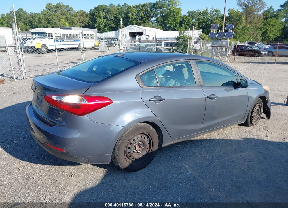 2015 KIA FORTE LX VIN: KNAFX4A62F5393072