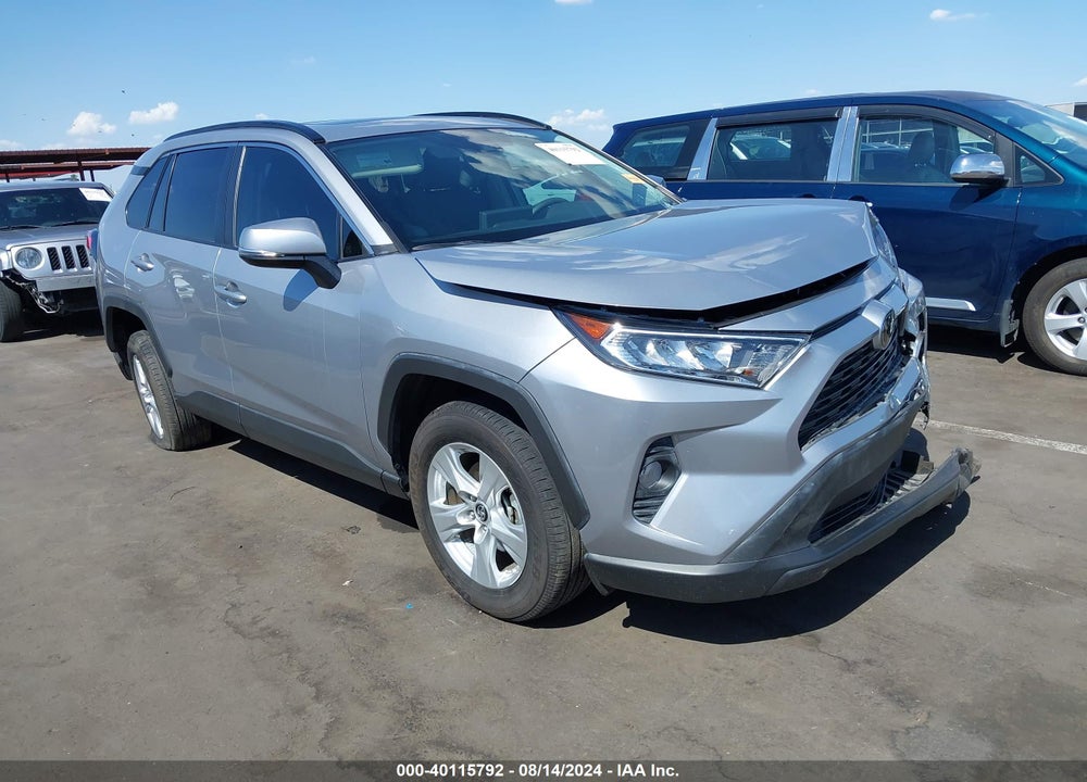 2019 TOYOTA RAV4 XLE VIN: 2T3W1RFV1KC004704