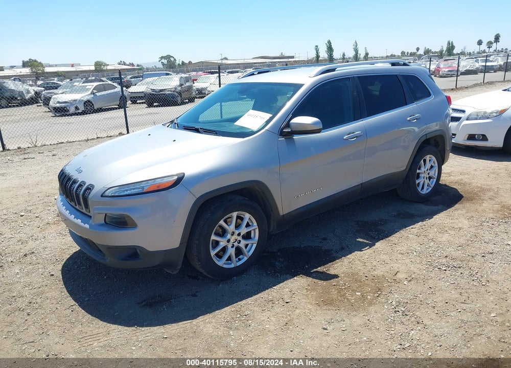 2015 JEEP CHEROKEE LATITUDE VIN: 1C4PJLCB4FW607938