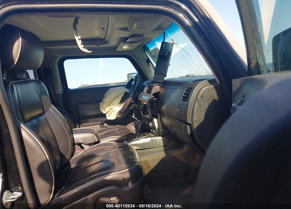2008 HUMMER H3 SUV VIN: 5GTEN43EX88203098
