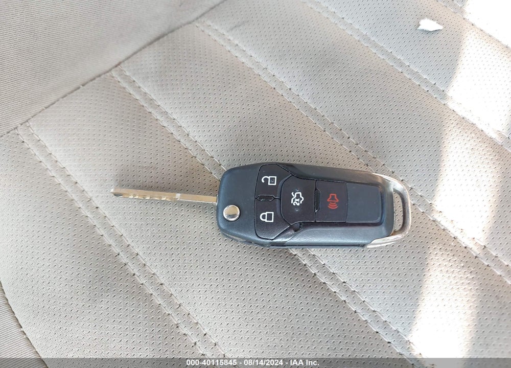 2014 FORD FUSION SE VIN: 3FA6P0HD4ER198219