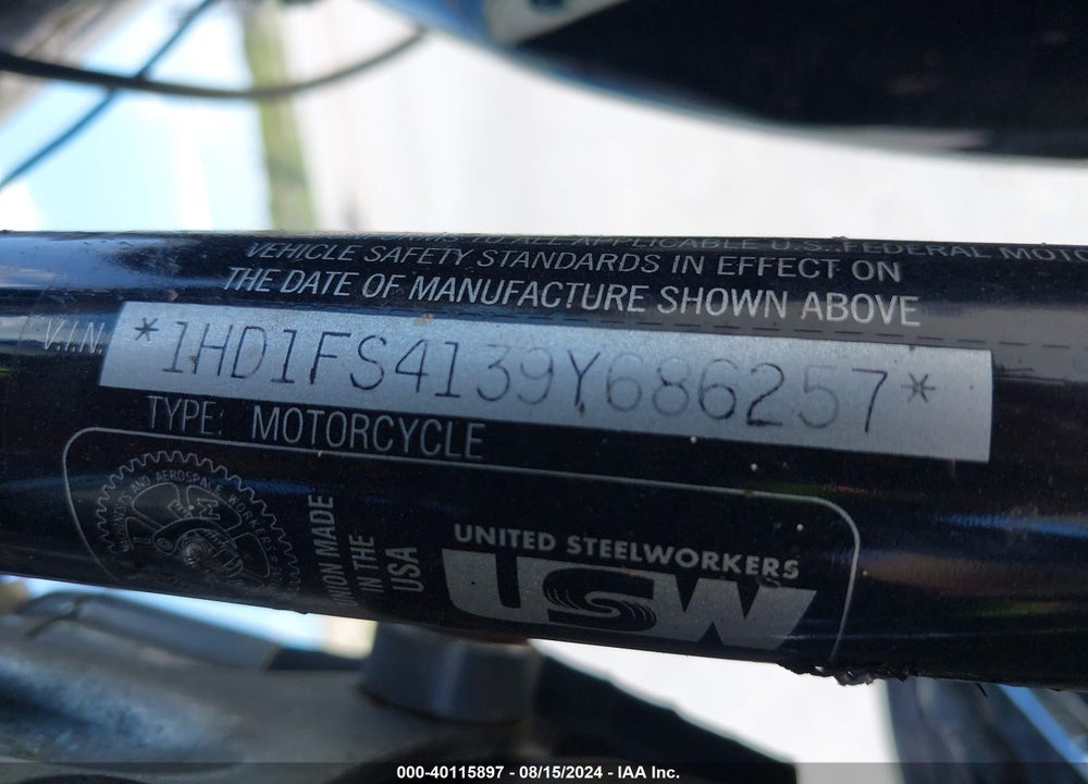 2009 HARLEY-DAVIDSON FLTR VIN: 1HD1FS4139Y686257