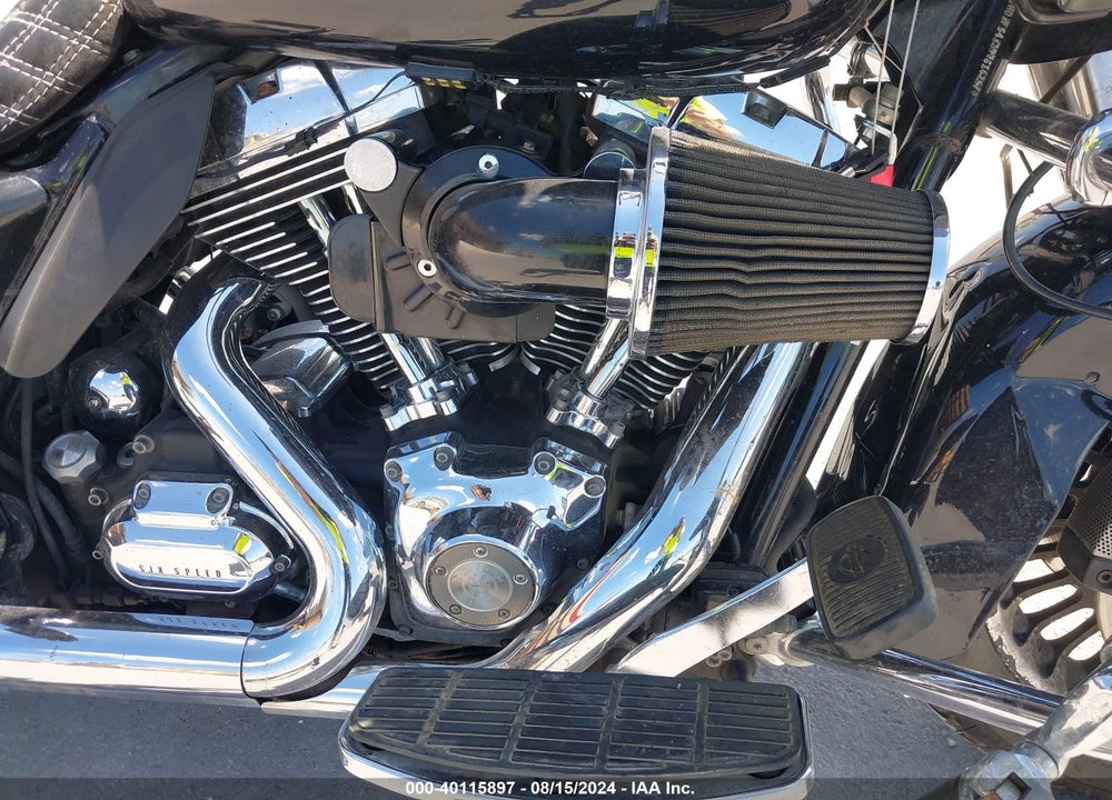 2009 HARLEY-DAVIDSON FLTR VIN: 1HD1FS4139Y686257