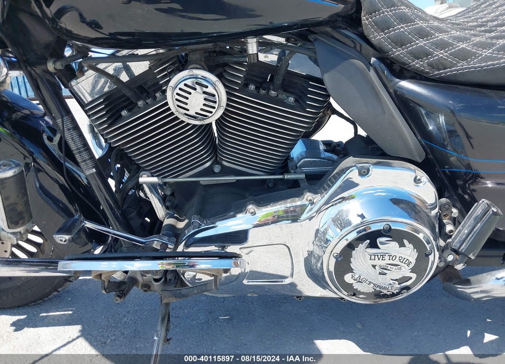 2009 HARLEY-DAVIDSON FLTR VIN: 1HD1FS4139Y686257