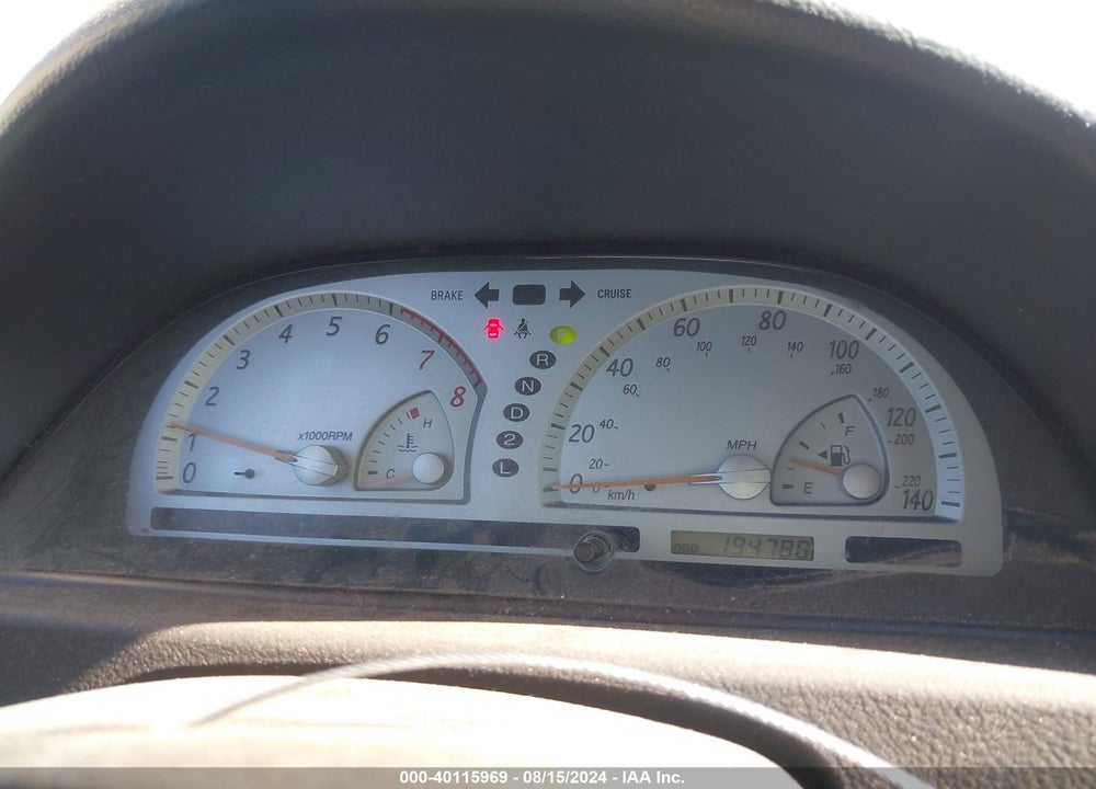 2004 TOYOTA CAMRY SE VIN: 4T1BE32K24U938151