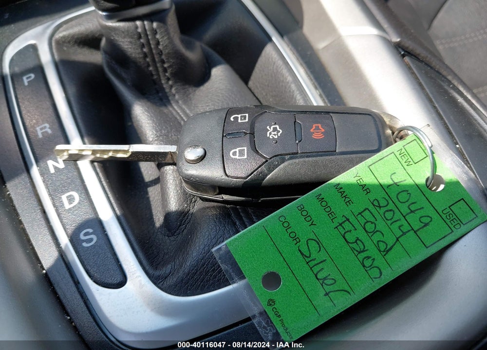 2014 FORD FUSION SE VIN: 3FA6P0HDXER108233