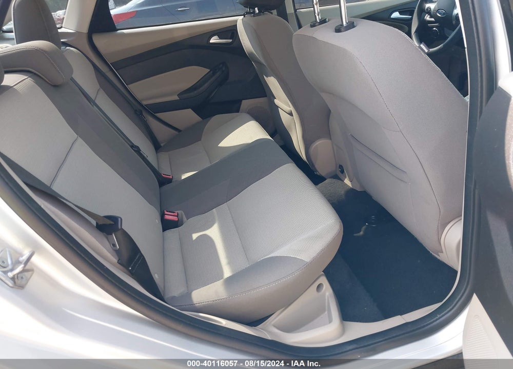 2014 FORD FOCUS SE VIN: 1FADP3F26EL359176