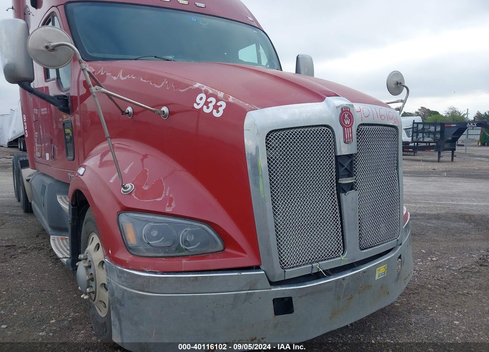 2012 KENWORTH CONSTRUCTION T700 VIN: 1XKFD49X2CJ302933