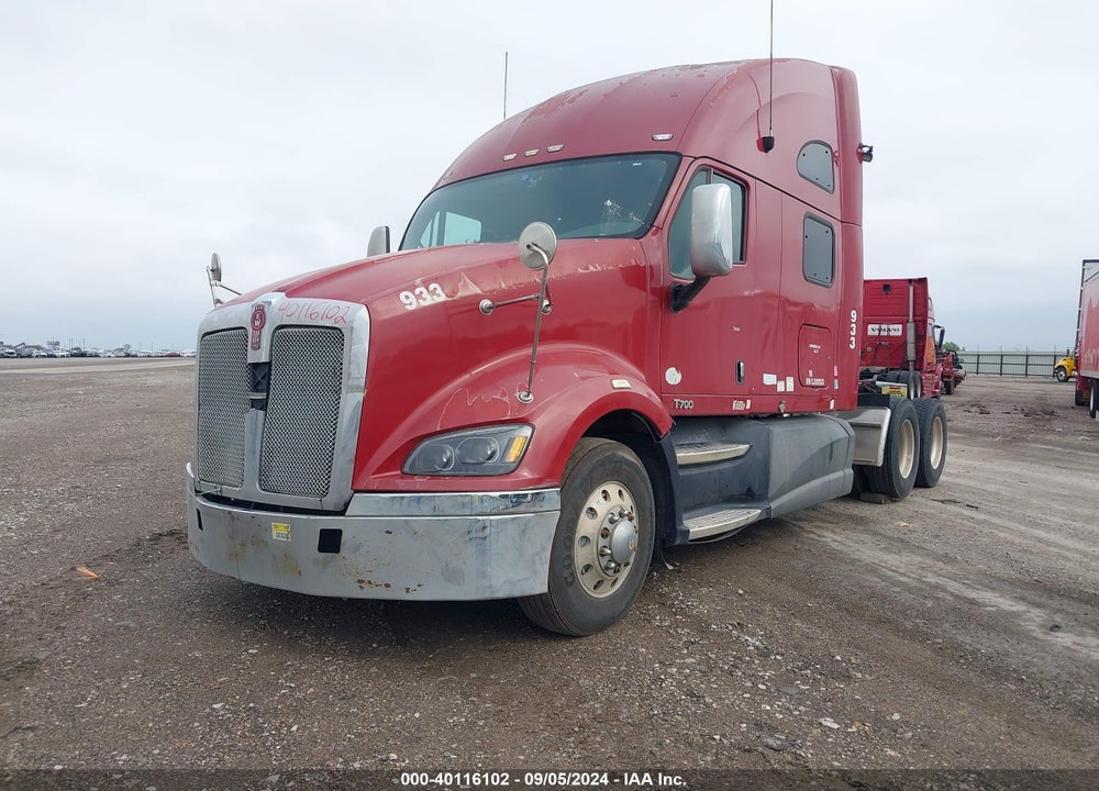 2012 KENWORTH CONSTRUCTION T700 VIN: 1XKFD49X2CJ302933