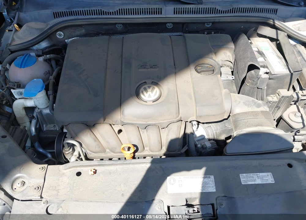 2012 VOLKSWAGEN JETTA 2.5L SE VIN: 3VWDP7AJ3CM123643