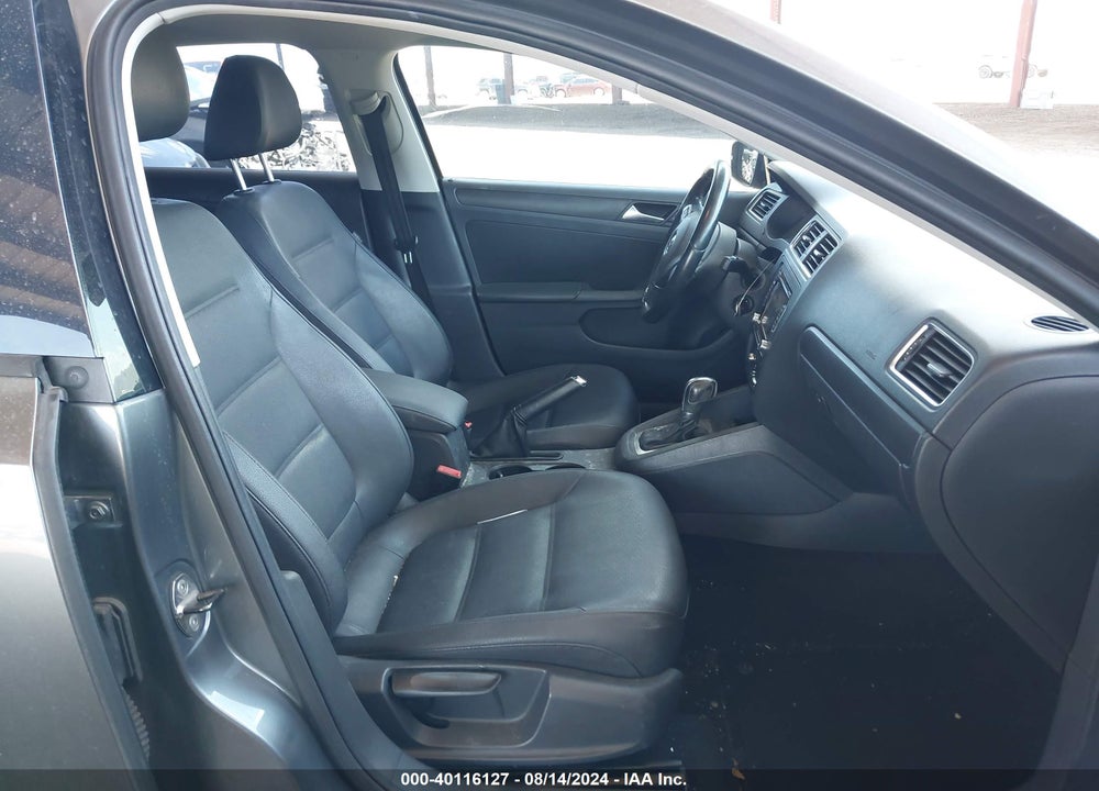 2012 VOLKSWAGEN JETTA 2.5L SE VIN: 3VWDP7AJ3CM123643
