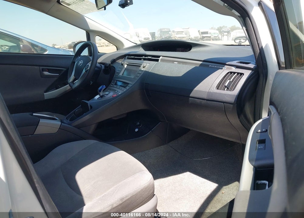 2012 TOYOTA PRIUS PLUG-IN VIN: JTDKN3DP3C3026033