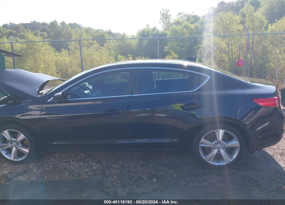 2013 ACURA ILX VIN: 19VDE1F76DE000328