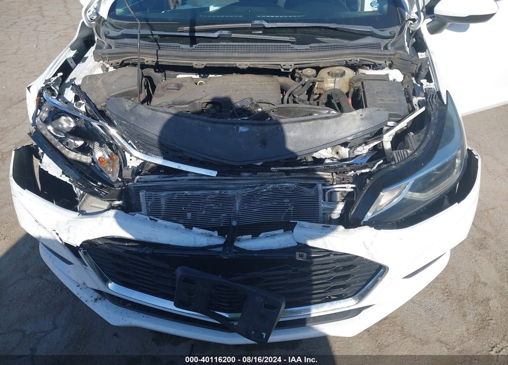 2018 CHEVROLET CRUZE LT AUTO VIN: 1G1BE5SMXJ7190303