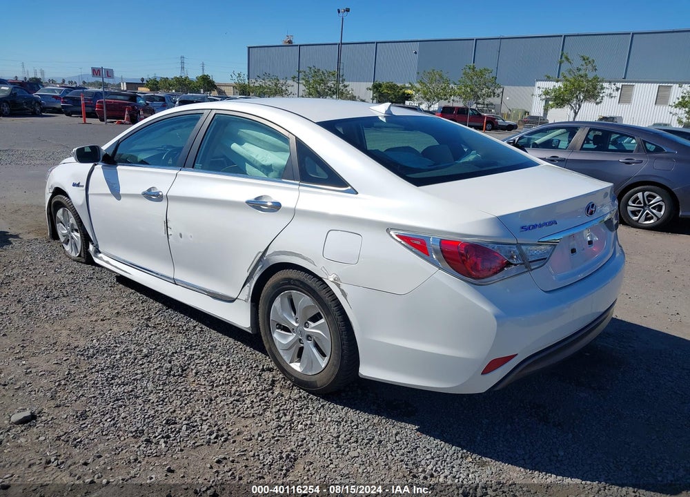 2015 HYUNDAI SONATA HYBRID VIN: KMHEC4A47FA135660