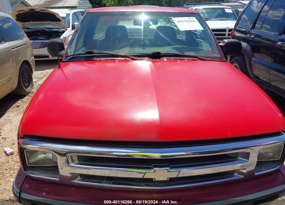 1994 CHEVROLET S TRUCK S10 VIN: 1GCCS14Z8R8186701