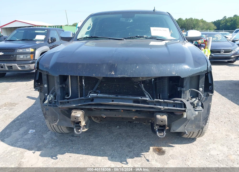 2010 CHEVROLET TAHOE LTZ VIN: 1GNUKCE07AR191667