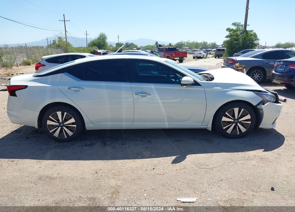 2022 NISSAN ALTIMA SV FWD VIN: 1N4BL4DV1NN365414
