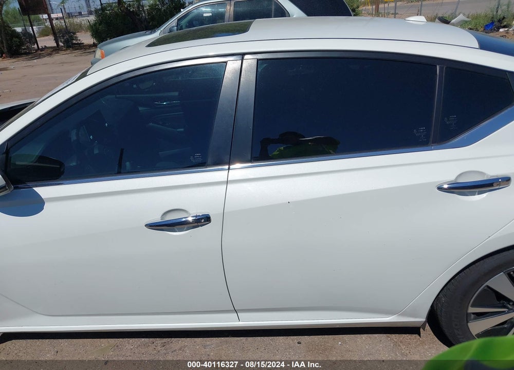 2022 NISSAN ALTIMA SV FWD VIN: 1N4BL4DV1NN365414