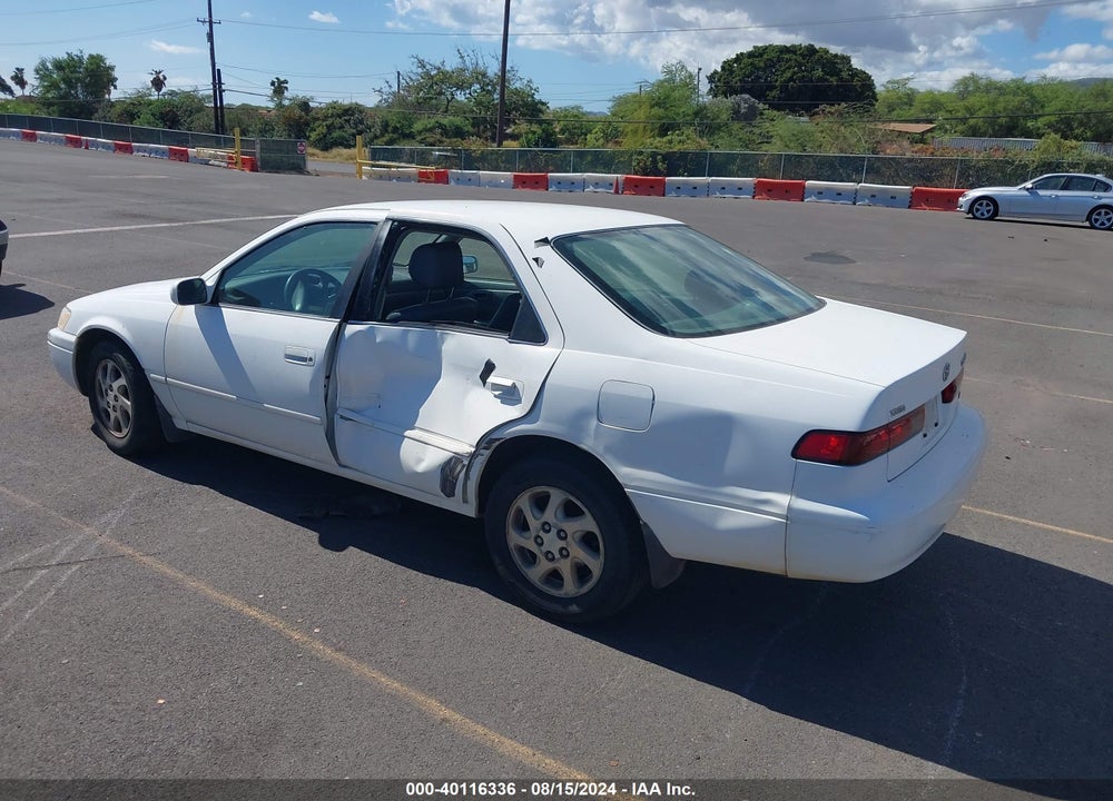 1998 TOYOTA CAMRY LE V6/XLE V6 VIN: JT2BF28K2W0088446