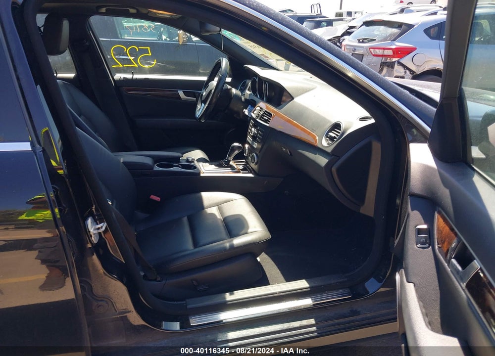 2014 MERCEDES-BENZ C 300 LUXURY 4MATIC/SPORT 4MATIC VIN: WDDGF8AB2EA958219