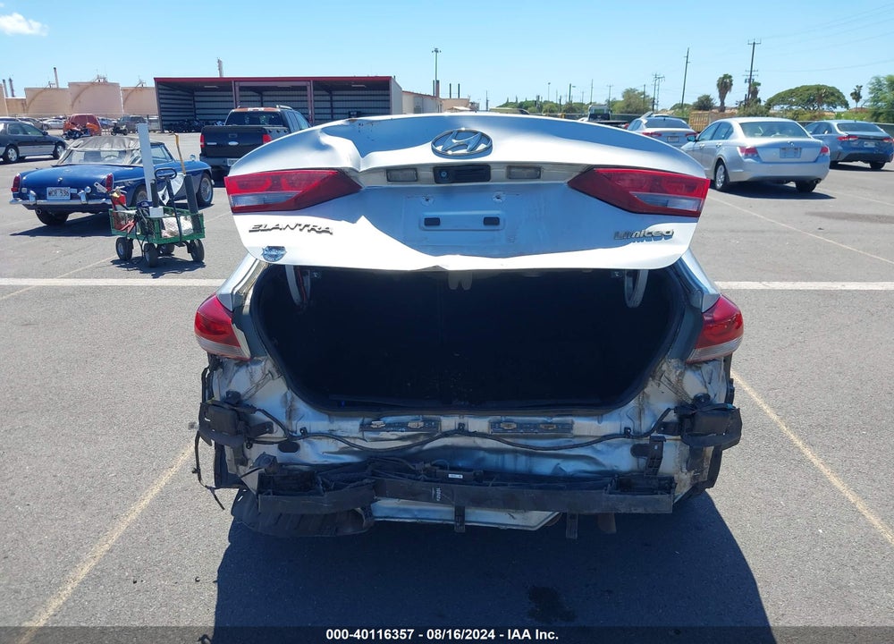2017 HYUNDAI ELANTRA LIMITED VIN: KMHD84LF4HU180181