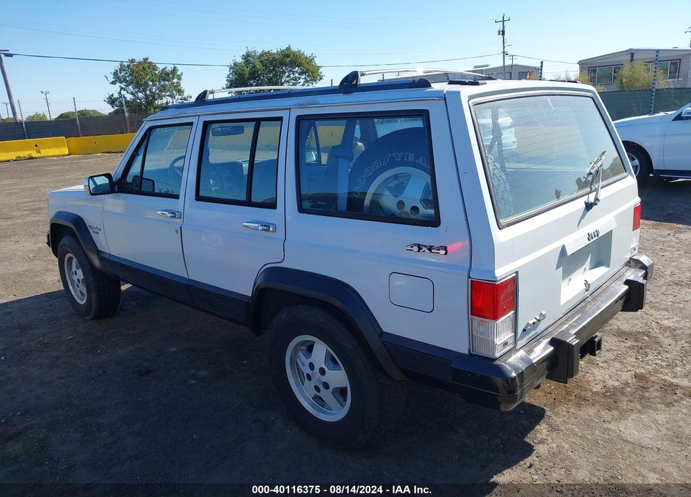 1992 JEEP CHEROKEE LAREDO VIN: 1J4FJ58S3NL101334