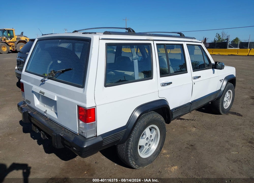 1992 JEEP CHEROKEE LAREDO VIN: 1J4FJ58S3NL101334