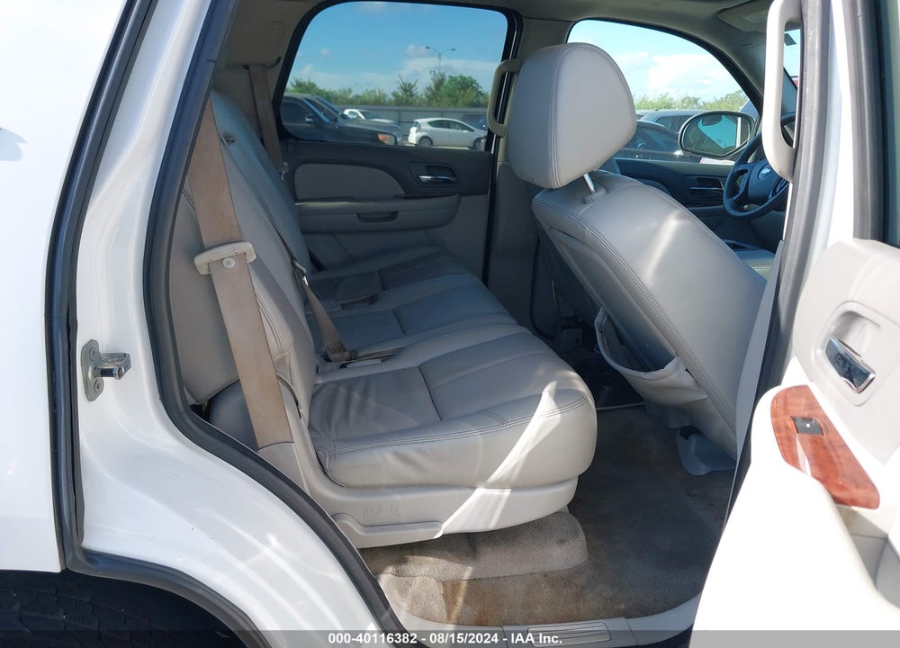 2008 CHEVROLET TAHOE LT VIN: 1GNFC13068R197743