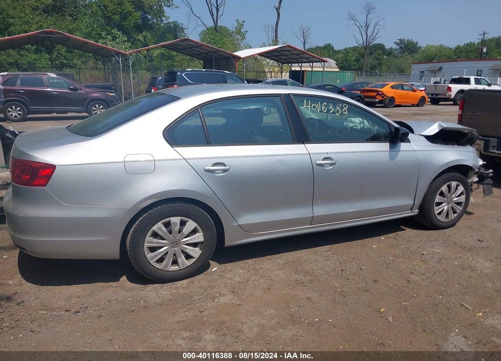 2014 VOLKSWAGEN JETTA 2.0L S VIN: 3VW2K7AJ9EM232312