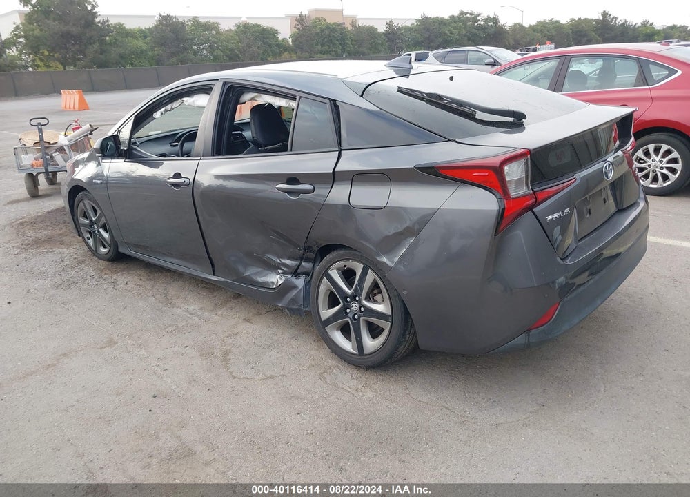 2019 TOYOTA PRIUS XLE VIN: JTDKARFU8K3080007