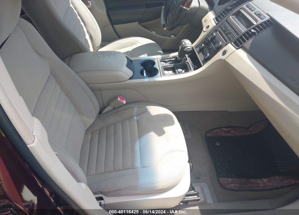 2010 FORD TAURUS SE VIN: 1FAHP2DW7AG165518