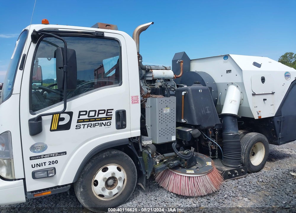2014 ISUZU NPR HD DSL REG AT VIN: JALC4W169E7005119