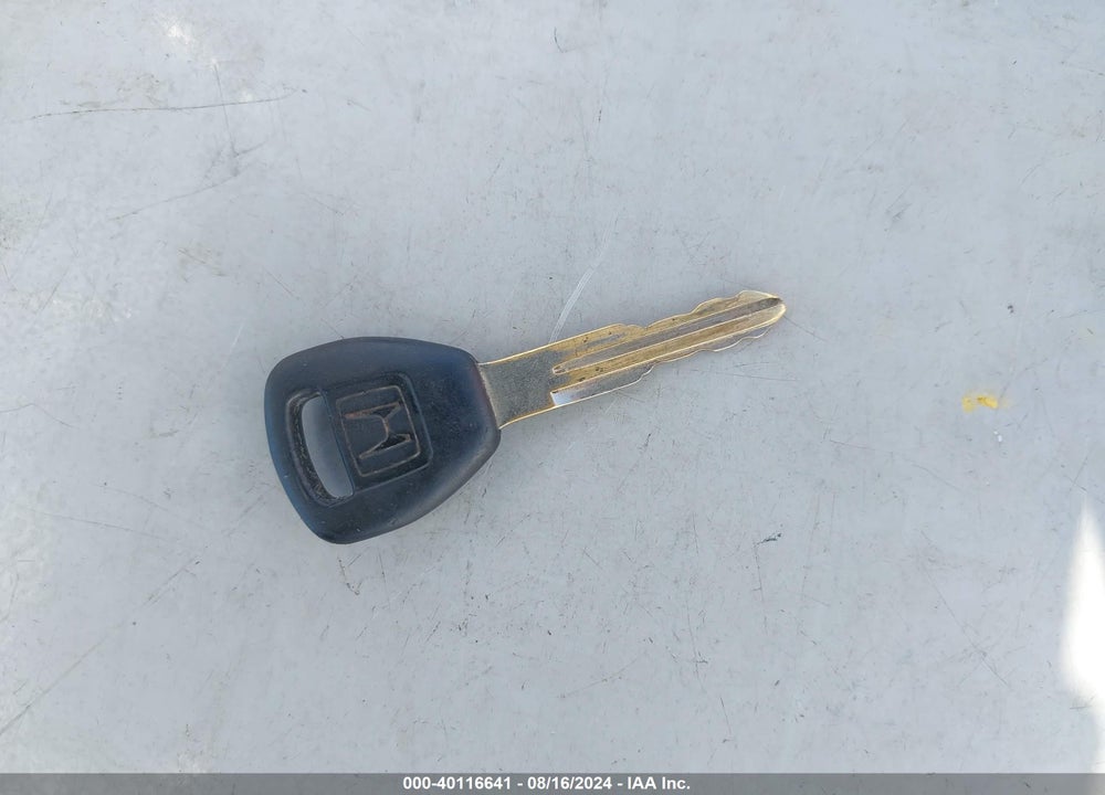 2002 HONDA ACCORD 2.3 EX VIN: JHMCG56672C011143