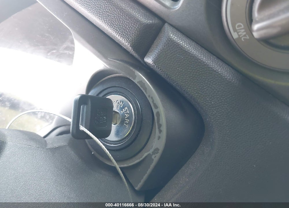 2004 NISSAN TITAN VIN: 1N6AA07B84N519022
