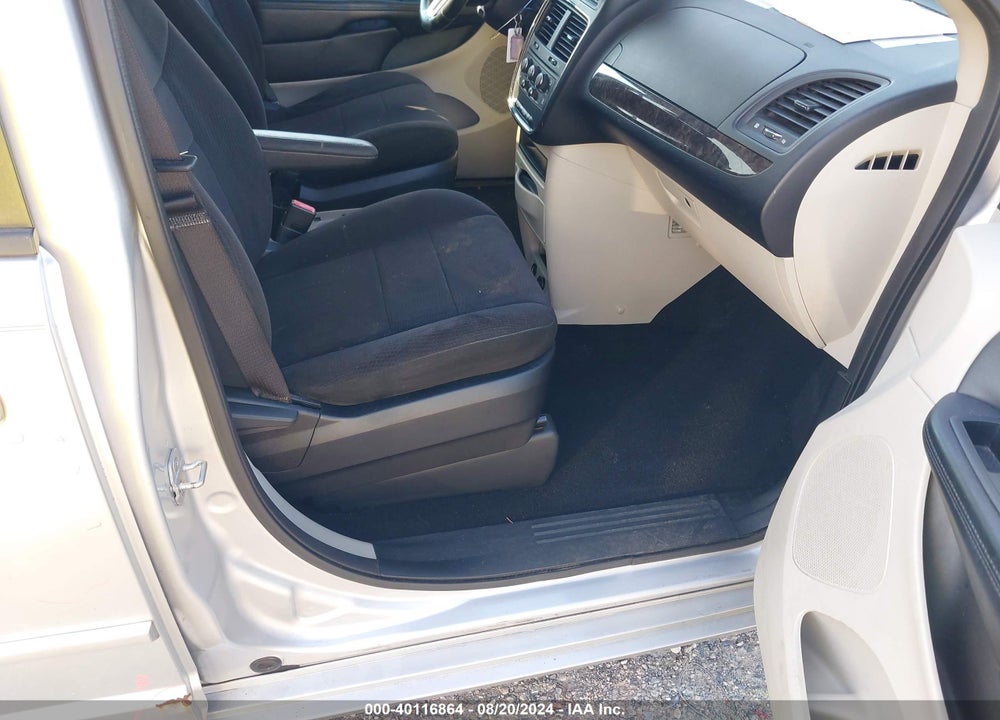 2011 DODGE GRAND CARAVAN MAINSTREET VIN: 2D4RN3DG4BR674598