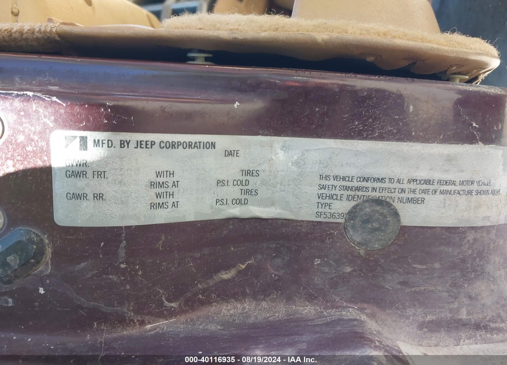 1987 JEEP CHEROKEE LAREDO VIN: 1JCMR7847HT120524
