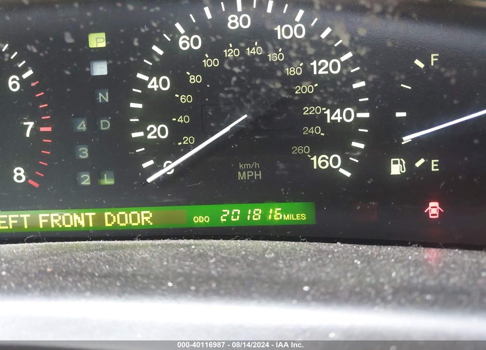 2000 LEXUS LS 400 VIN: JT8BH28F0Y0180290