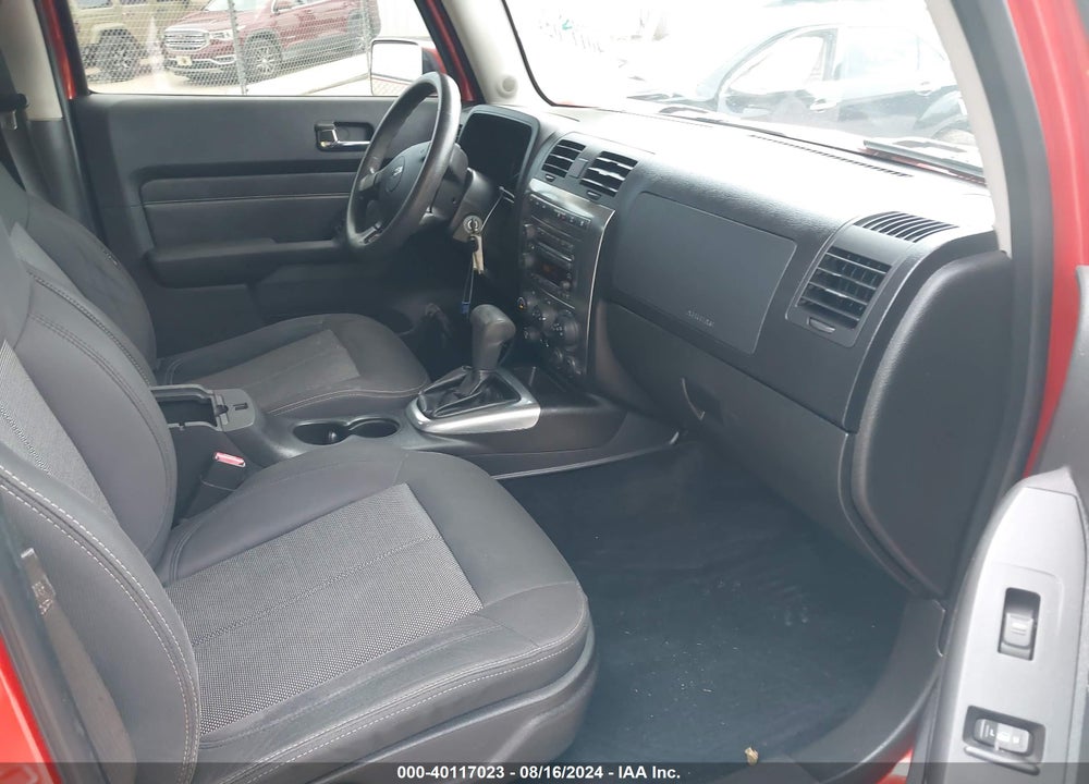 2008 HUMMER H3 SUV VIN: 5GTEN33EX88191075