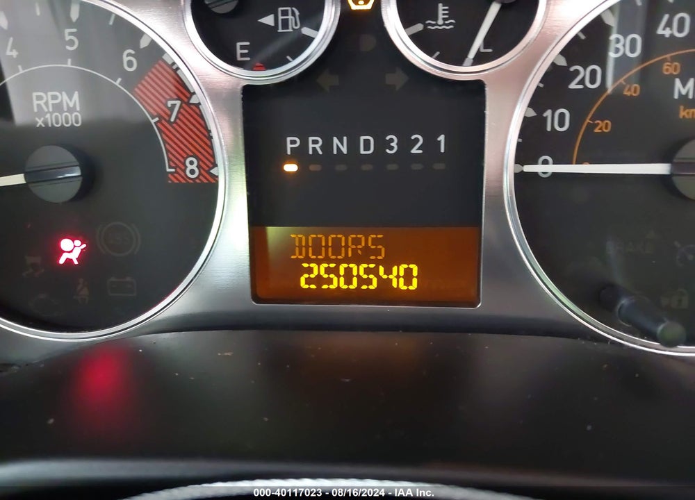 2008 HUMMER H3 SUV VIN: 5GTEN33EX88191075