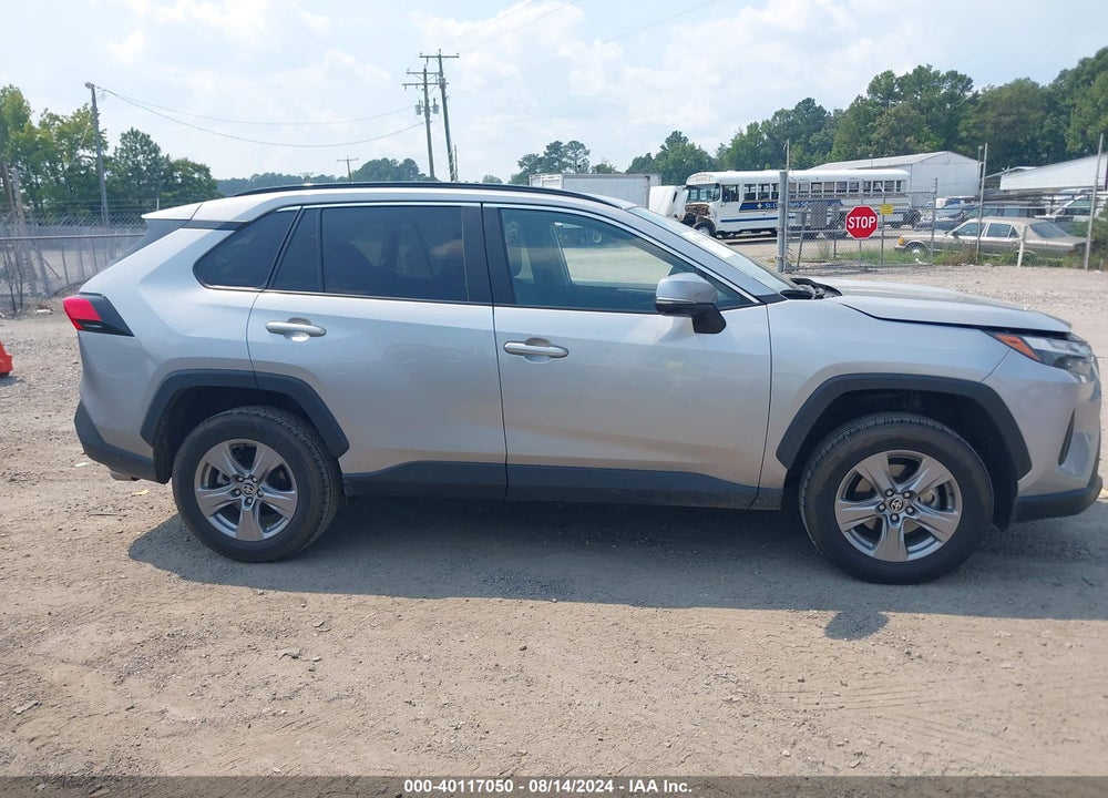 2022 TOYOTA RAV4 XLE VIN: 2T3P1RFV5NW285767