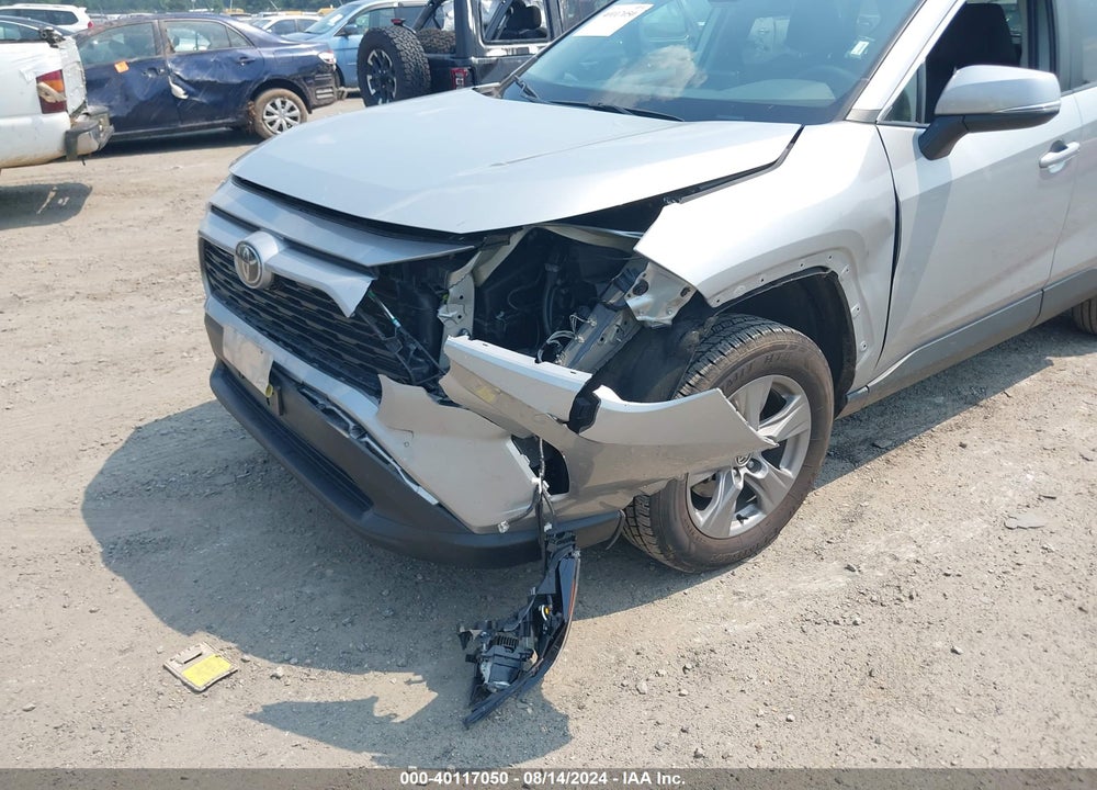 2022 TOYOTA RAV4 XLE VIN: 2T3P1RFV5NW285767
