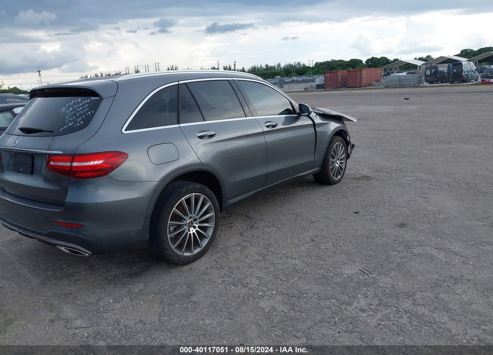 2019 MERCEDES-BENZ GLC 300 VIN: WDC0G4JB1K1000258
