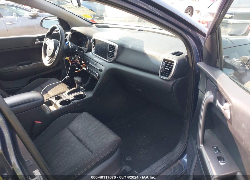 2021 KIA SPORTAGE LX VIN: KNDPMCAC0M7851810