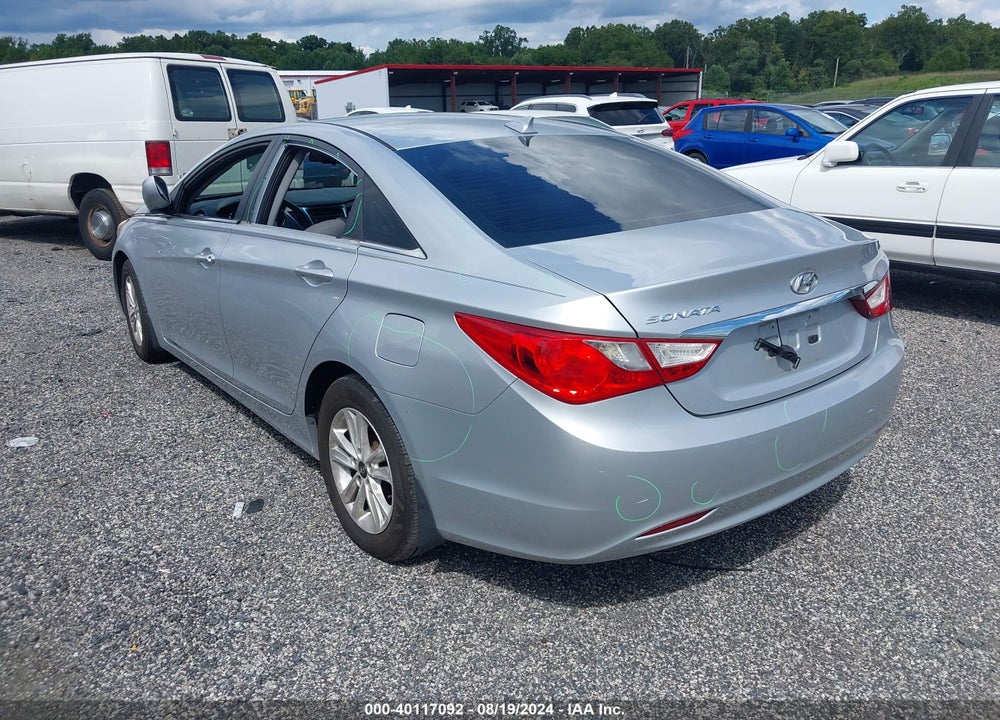 2013 HYUNDAI SONATA GLS VIN: 5NPEB4AC4DH547104