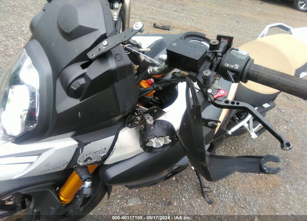 2014 SUZUKI DL1000 VIN: JS1VU51A8E2100075