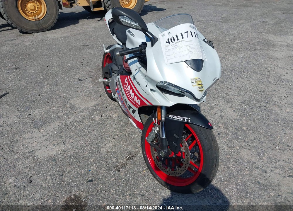 2016 DUCATI SUPERBIKE 959 PANIGALE VIN: ZDM14B1W7GB002211